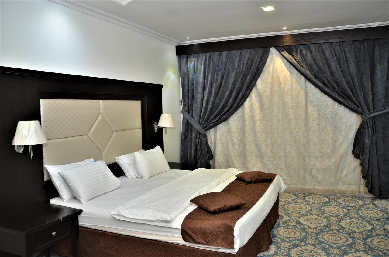 منـازل Almasa Llshkk Almkhdoma Brida Aparthotel บูเรดาห์ ภายนอก รูปภาพ